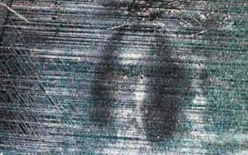 陨石断面耶稣像之谜困扰科学家多年（大部分陨石来自）