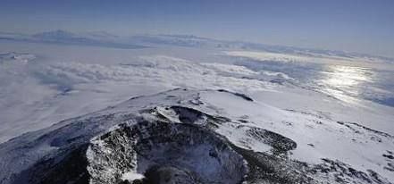 阿留申群岛最活跃的火山
