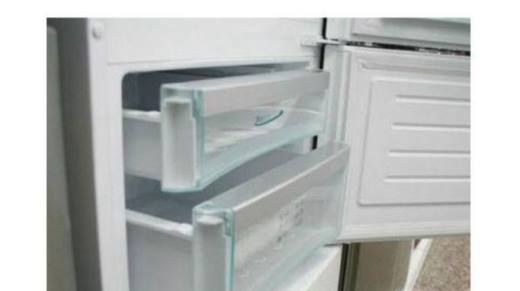 针对如何给冰箱清洗消毒