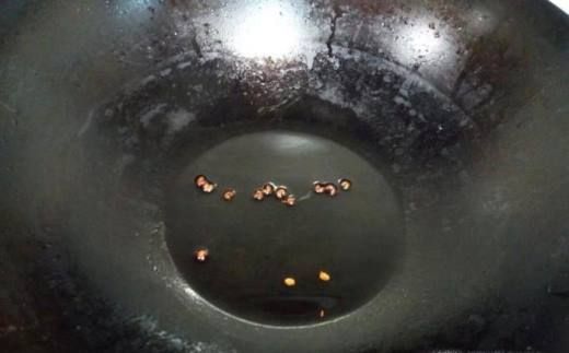 火腿肠炒菜心的家常做法