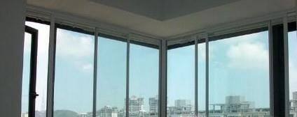 隔音玻璃具有隔绝噪音的作用