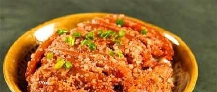 粉蒸肉不要用大肥肉,吃起来太腻了