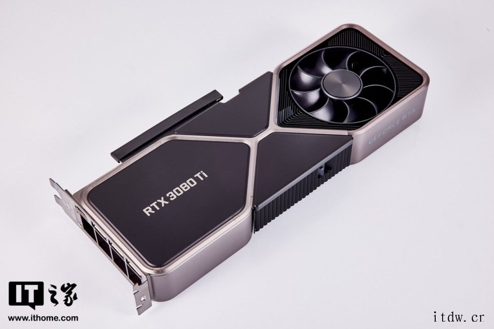 英伟达推出 NVIDIA Ampere RTX 3080 T英伟达全新 GeForce RTX 3080 Ti 显卡评测GeForce RTX 3080 Ti 与 Fire Str