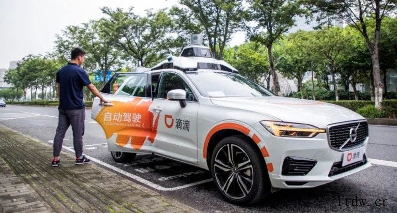 做 Robotaxi 的都有谁? – 安居客房产问答Robotaxi 的两条路线之争,技术驱动和场景驱动的快慢高