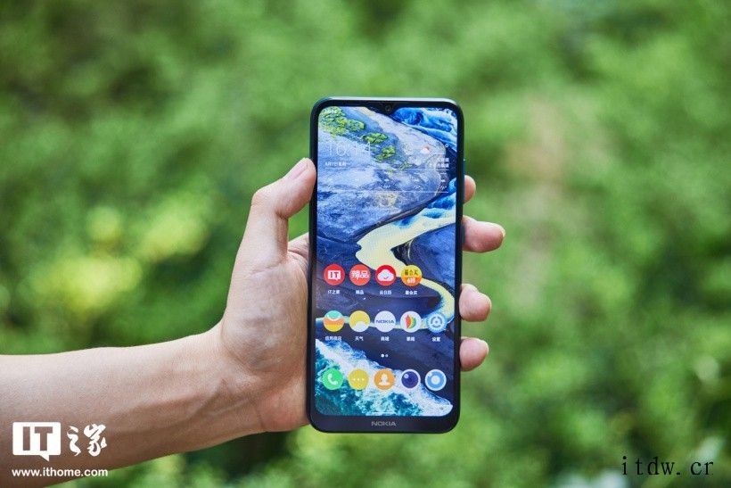 【IT之家开箱】诺基亚 C20 Plus 图赏:6
