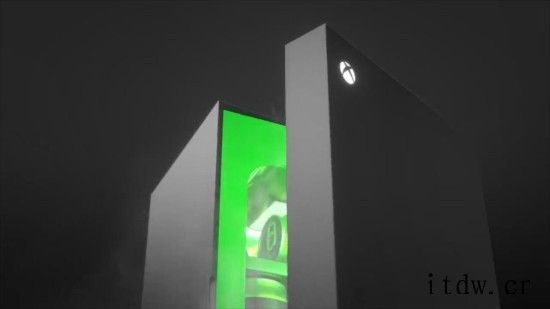 微软 Xbox 迷你冰箱正式公布,将在今年圣诞节推出