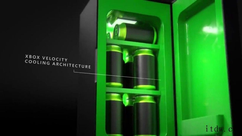 微软 Xbox 迷你冰箱正式公布,将在今年圣诞节推出