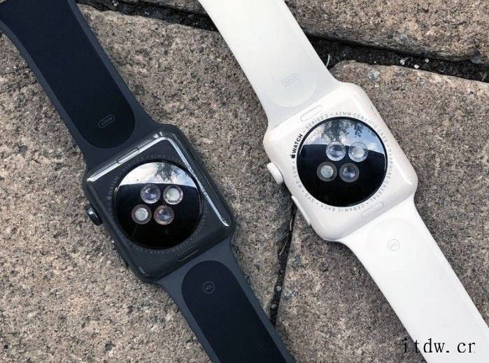 苹果Apple Watch 黑色陶瓷外壳曝光 用于 Seri