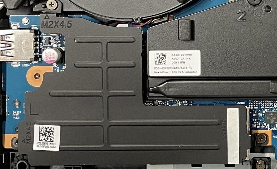 【IT之家评测室】拯救者 Y9000P 2021 版评测:升Y9000P 的 RTX 3060 稳定在了 130W 的功画质出众的国产游戏《光明记忆:无限》,虽然还没上线,但它提供