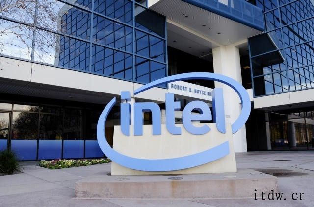 Intel 大变革:引入 VMWare 大神任 CTO,成立