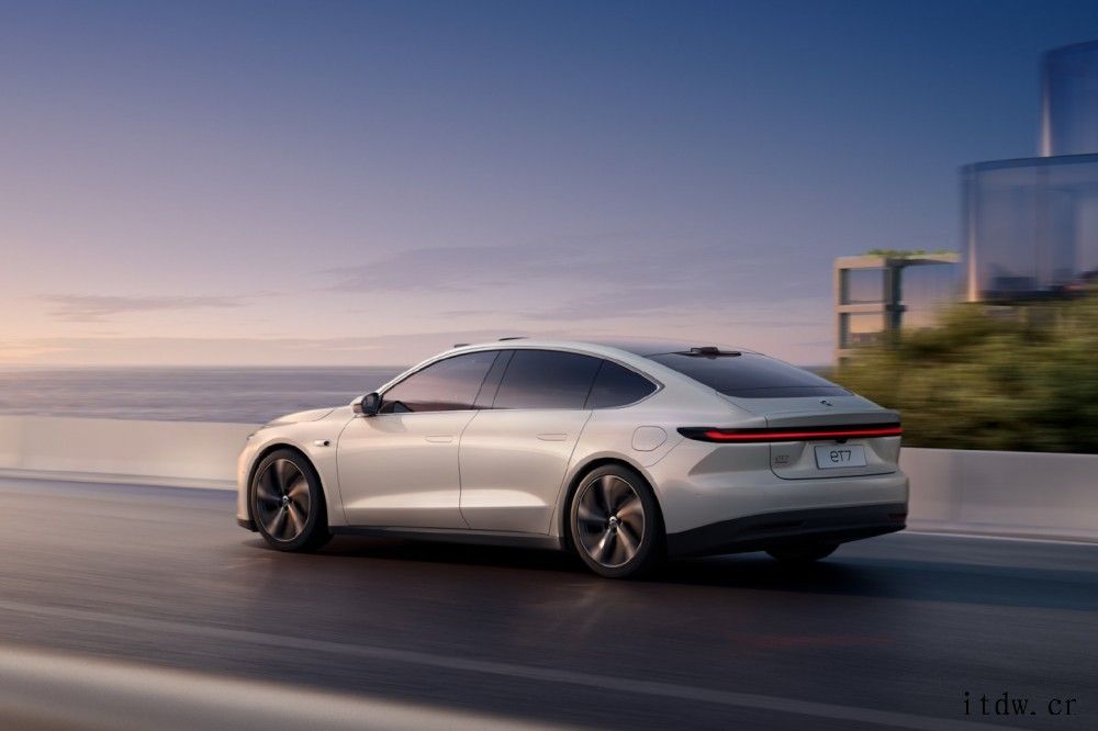 蔚来 ET7 的首台 180kW 碳化硅电驱系统 C 样件下