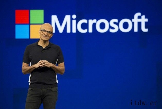 微软终于发布新版桌面操作系统 Windows 11今日微软市值收盘后正式突破两万亿美元