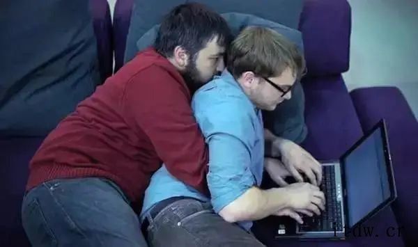 OpenAI与微软 GitHub 联手推出 AI 代码生成工