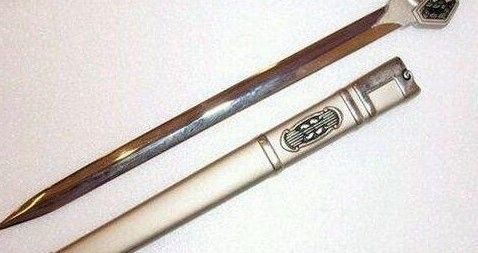 《风云》十大利器排名 与绝世好剑并称双雄它是一柄与天为敌、具备吞天灭地鬼神辟易的无上气焰的绝世邪兵