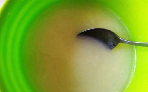 绿豆做豆冻糕,做出来的成品,滑溜冰爽,非常好吃