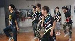 你知道鬼步舞的基本步吗