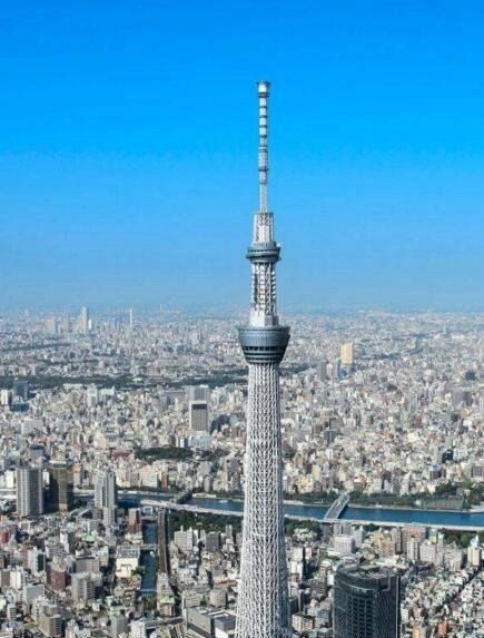 世界第一高塔,日本东京晴空塔,高达634米,曾在世界最高建筑