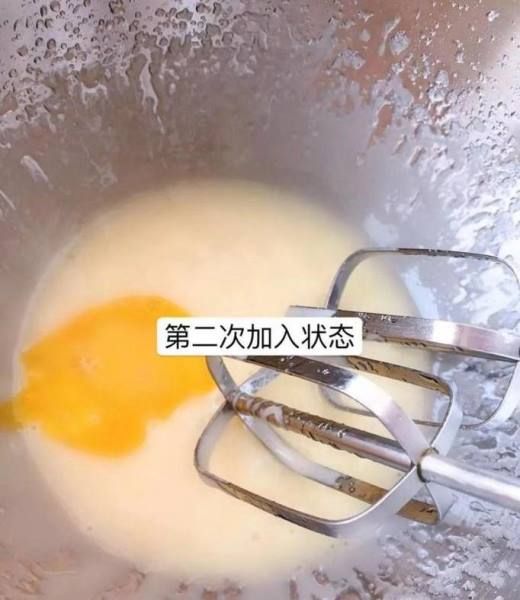 一道美味可口的黄金玉米饼干就做好了