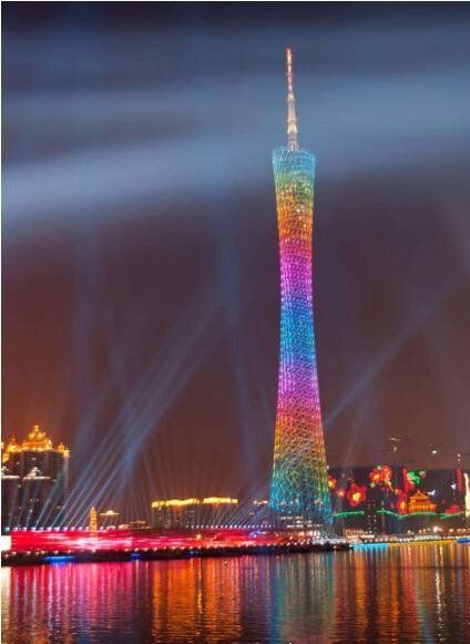 世界第一高塔,日本东京晴空塔,高达634米,曾在世界最高建筑