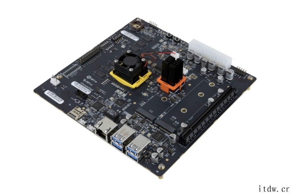 首个支持 RISC