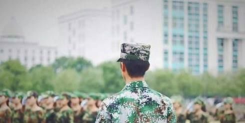 军训应该注意些什么？军训怎么过？