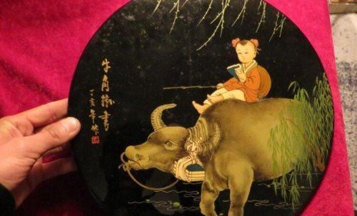 《牛角挂书》的主人公是谁