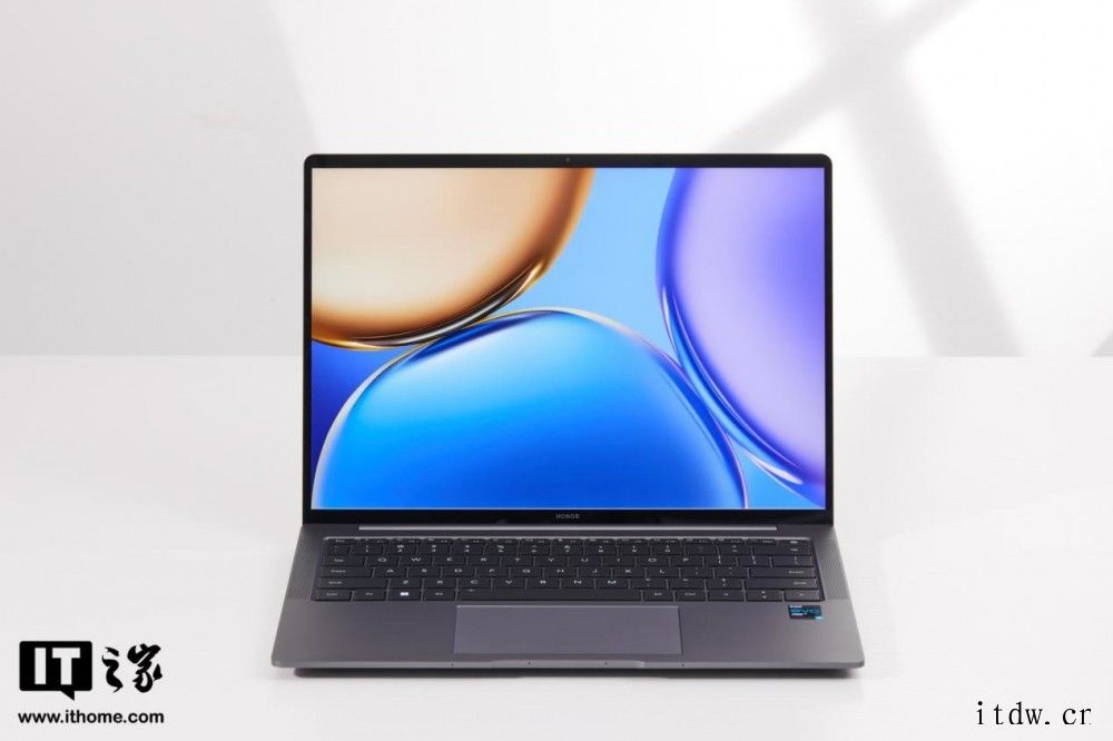 【IT之家评测室】荣耀 MagicBook V 14 对比 
