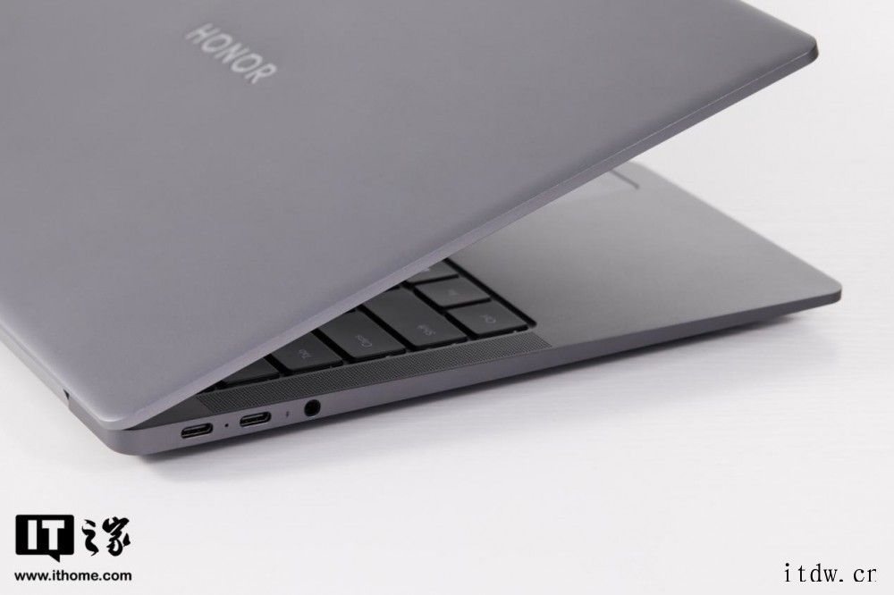 【IT之家评测室】荣耀 MagicBook V 14 对比 