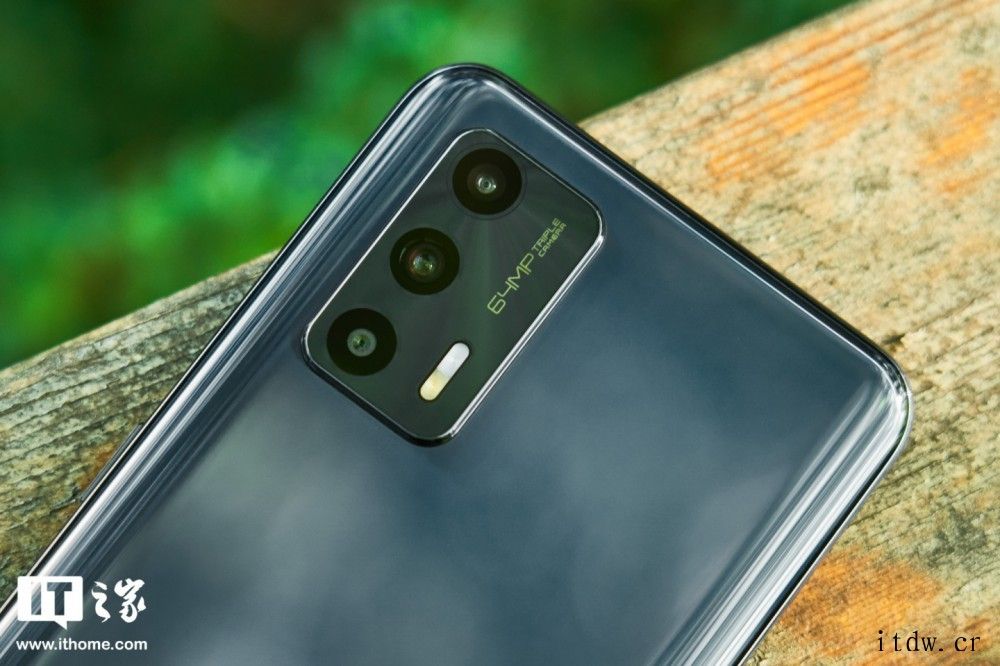 【IT之家开箱】realme 真我 GT Neo2T 图赏: