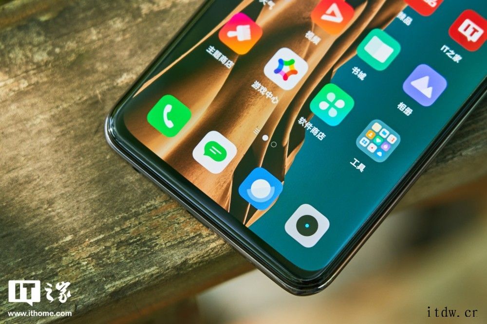 【IT之家开箱】realme 真我 GT Neo2T 图赏: