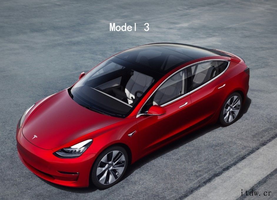 特斯拉 Model 3 成史上销售速度最快的电动汽车:平均每