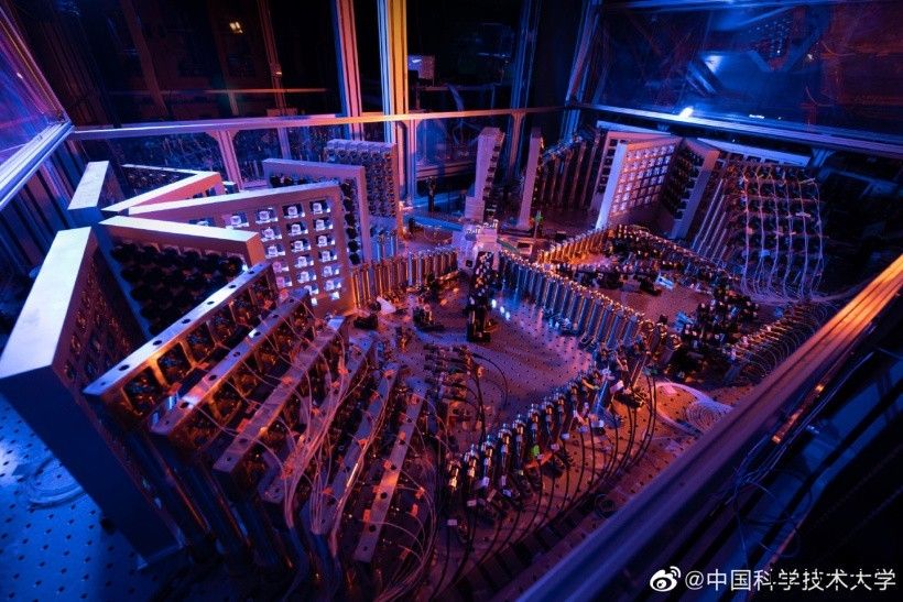 重磅突破,我国成功研制“九章二号”量子计算原型机:113 个