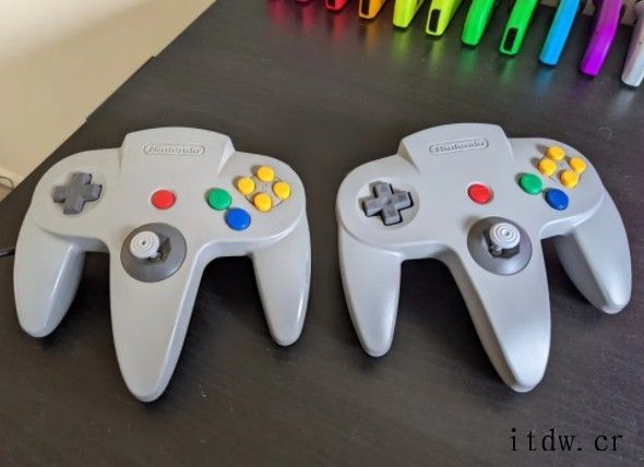 任天堂新款 N64 手柄相比原版有改动,原版配件无法使用