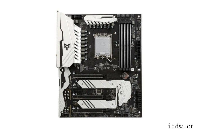 影驰 Z690 金属大师主板、GAMER RGB DDR5 