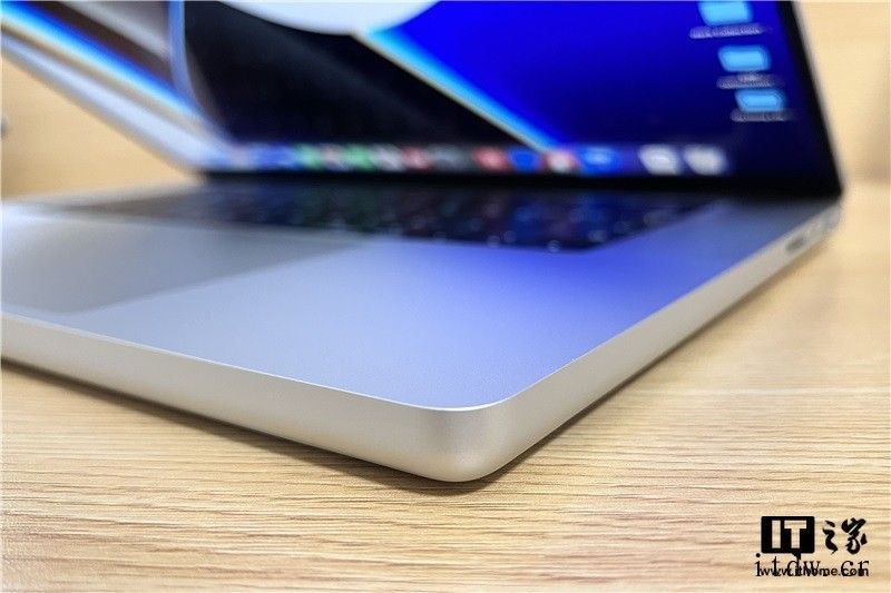 新款 MacBook Pro 很强,但请不要神化它