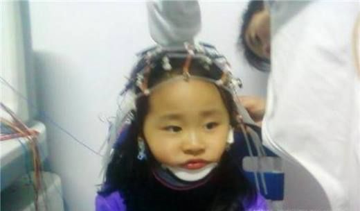 如何分辨孩子是否患有多动症？多动症了怎么办？