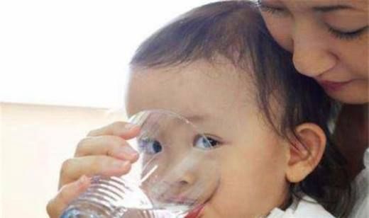 如何分辨孩子是否患有多动症？多动症了怎么办？