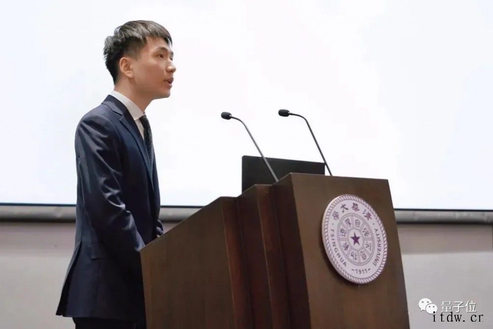 2021 清华本科特等奖答辩现场:有人用 AI 识别甲骨文,