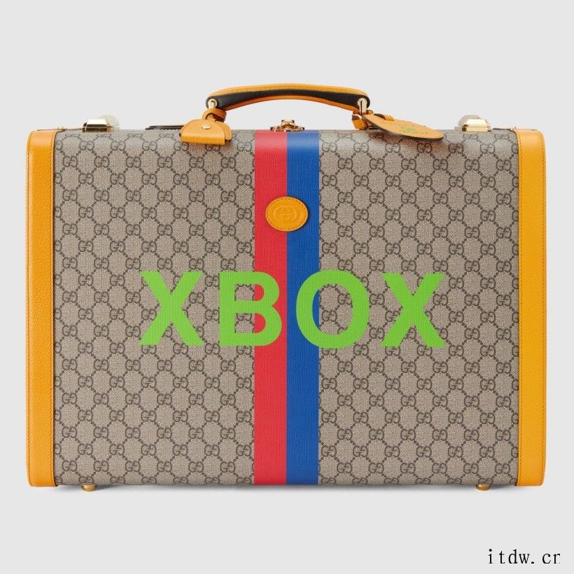 微软Xbox 联合古驰 Gucci 推出限量版周年纪念套装,