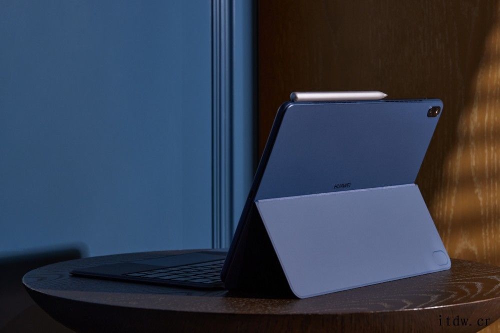 【IT之家开箱】华为 MateBook E 二合一笔记本图赏