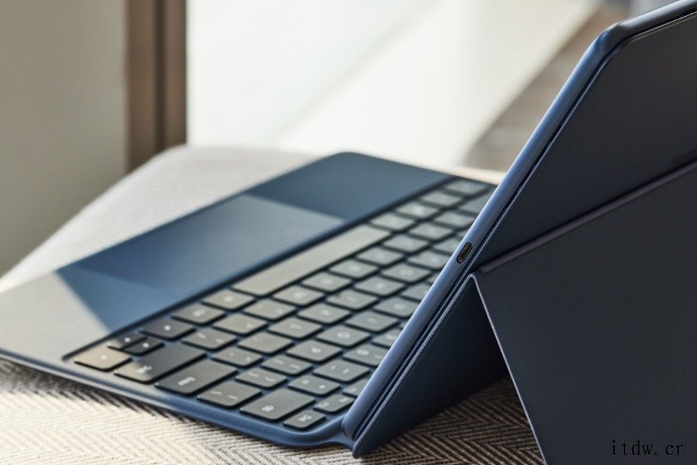 【IT之家开箱】华为 MateBook E 二合一笔记本图赏