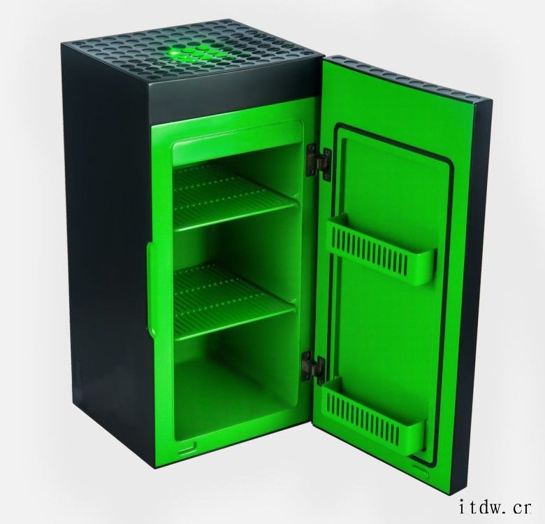 微软 Xbox Series X 迷你冰箱提前开售,部分线下