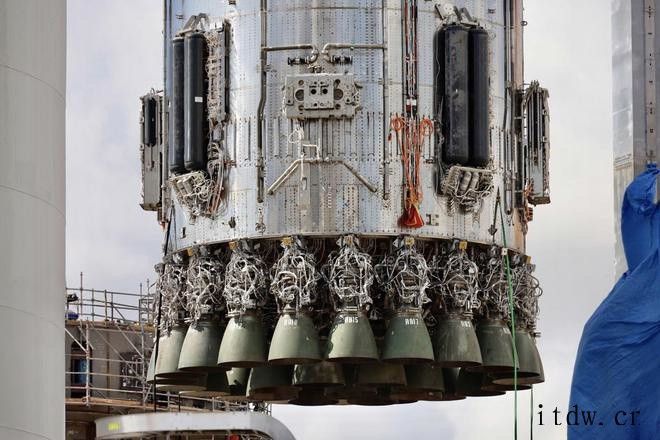 进展迅速:SpaceX 年内有望造出两枚超级重型助推器