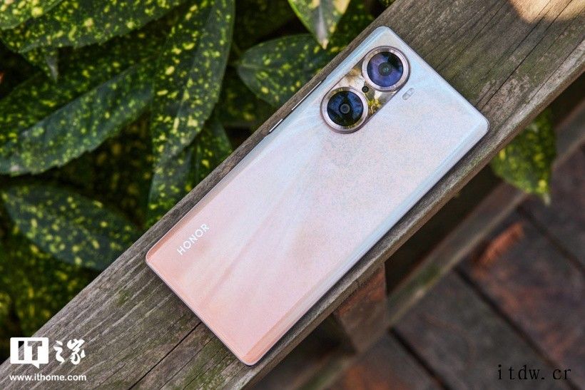 【IT之家评测室】荣耀 60 Pro 首发评测:美学基因浓厚