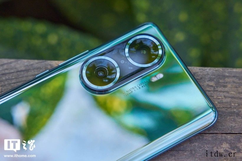 【IT之家评测室】荣耀 60 Pro 首发评测:美学基因浓厚