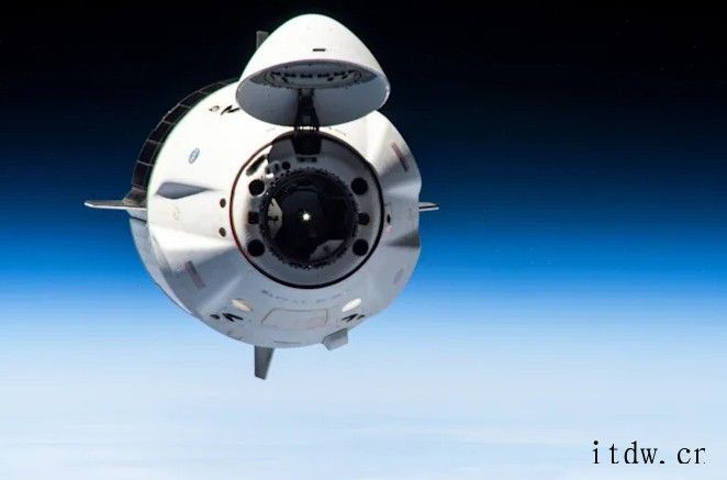 波音不给力,NASA 计划向 SpaceX 加订载人飞船订单