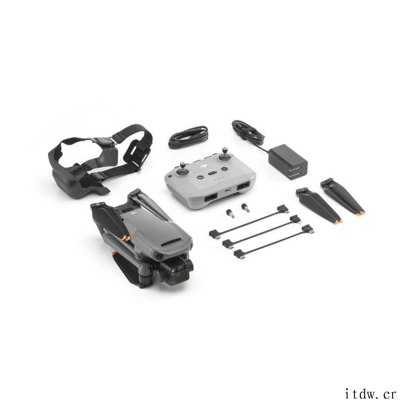 大疆 DJI Mavic 御 3 无人机更新 12 月固件: