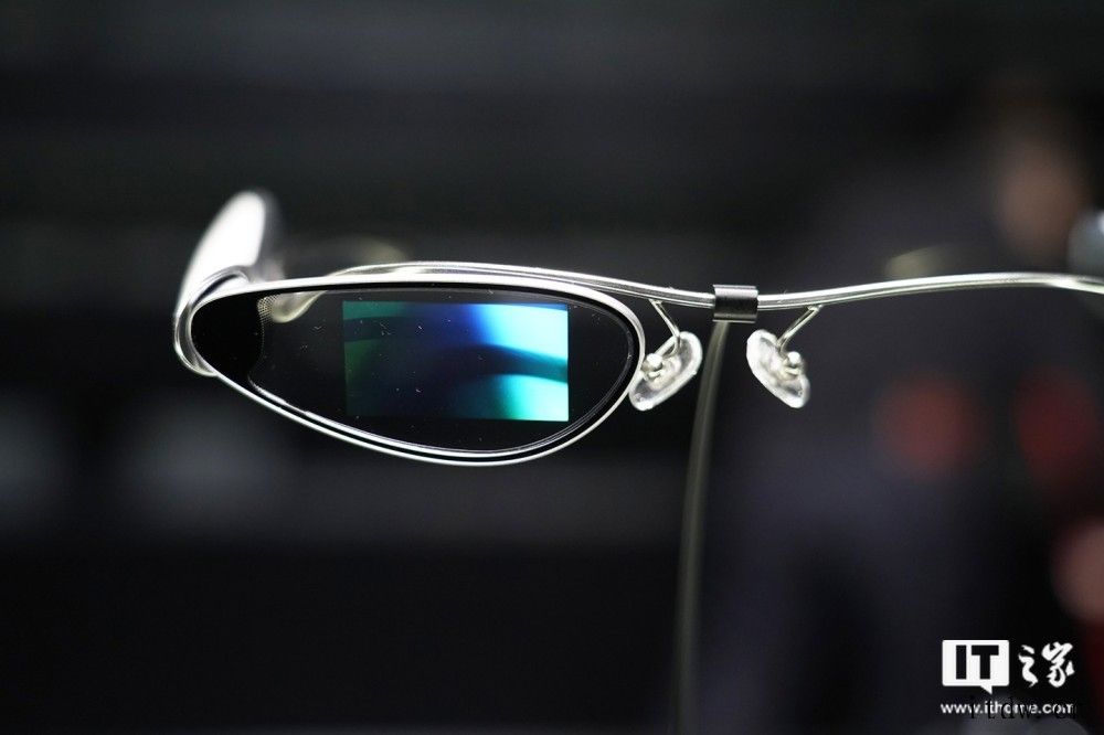 OPPO Air Glass 智能眼镜、自研芯片马里亚纳 M