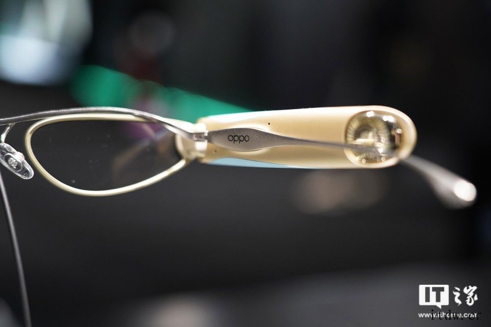 OPPO Air Glass 智能眼镜、自研芯片马里亚纳 M