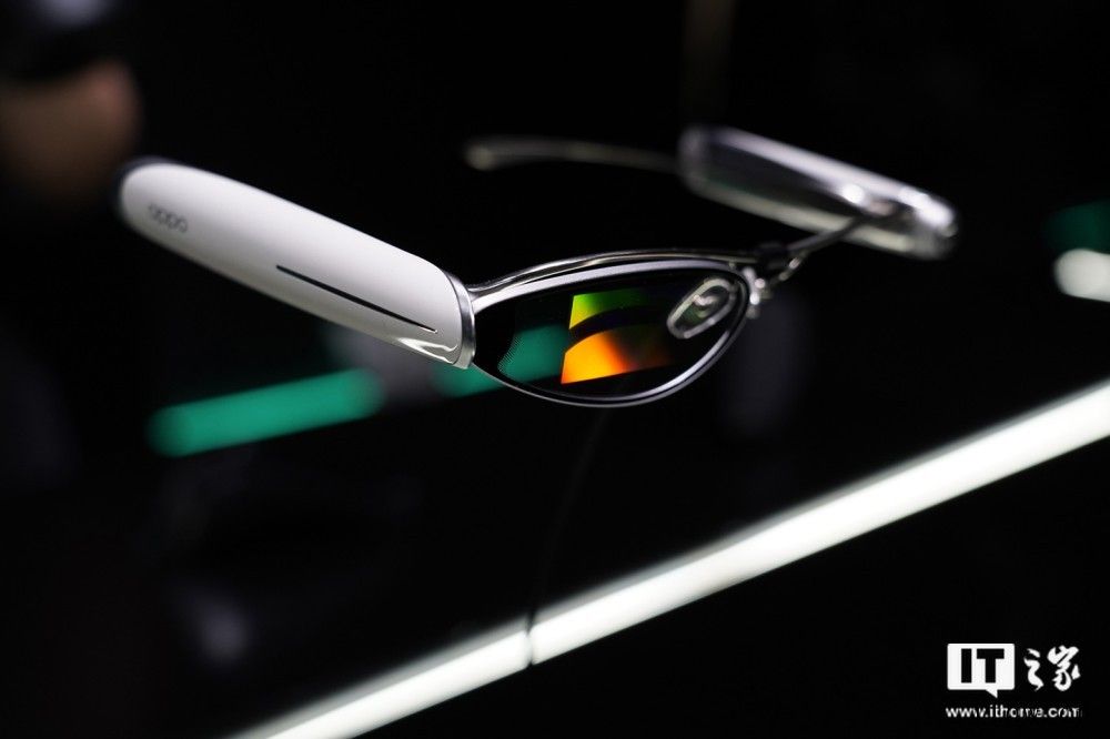 OPPO Air Glass 智能眼镜、自研芯片马里亚纳 M